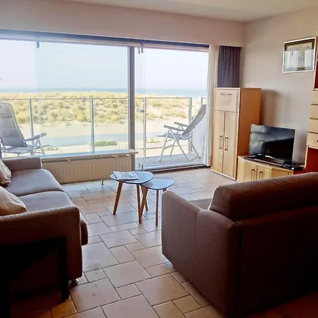 Seaflower 103 Located Directly On The